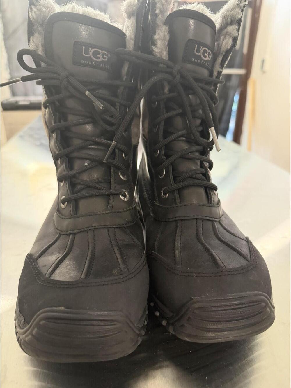 UGG Adirondack Women's Waterproof Lace-Up Snow Boots Leather Suede Black Gray
